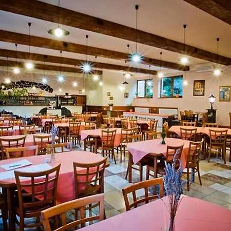 Couette-café New Golden Gate *